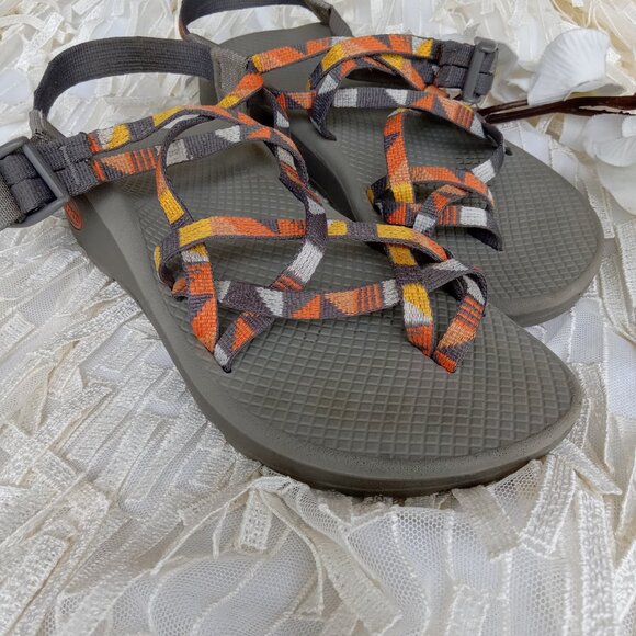 Chaos Sandals - Picture 5 of 5